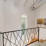 Gorgeous In * Crklada